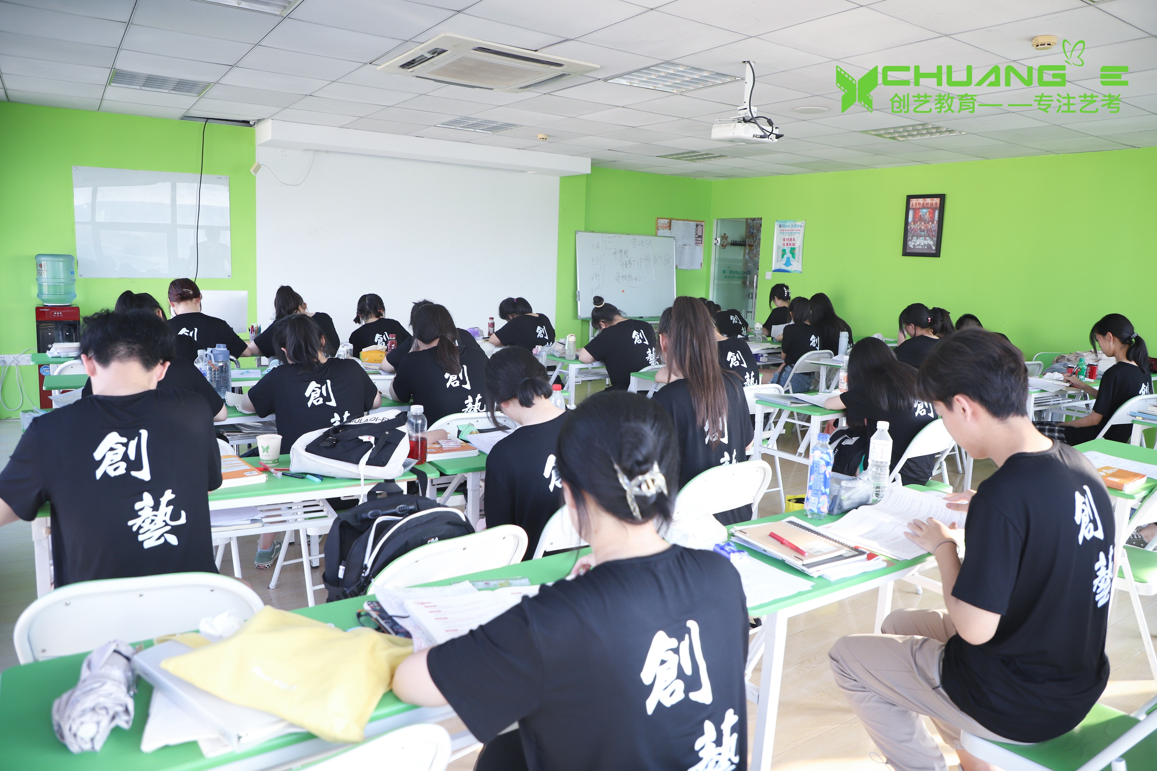 青岛艺考培训班哪家机构好,青岛舞蹈培训艺考去哪里