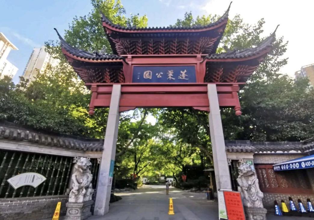 上海地标建筑群外滩打卡地,上海外滩最红地标