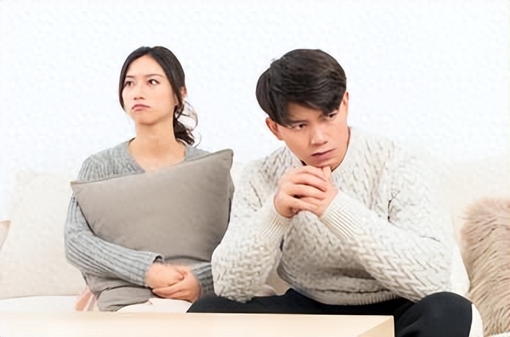 结婚不办婚礼女方同意吗,商量结婚女方不同意