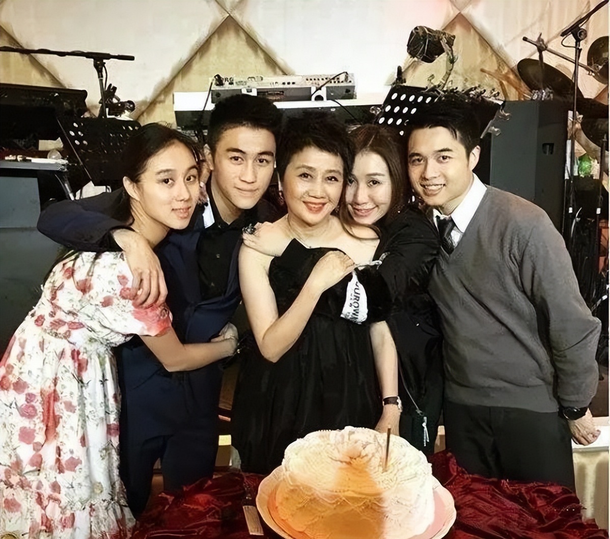 成为赌王最宠爱的女儿,赌王最宠爱的女儿排名