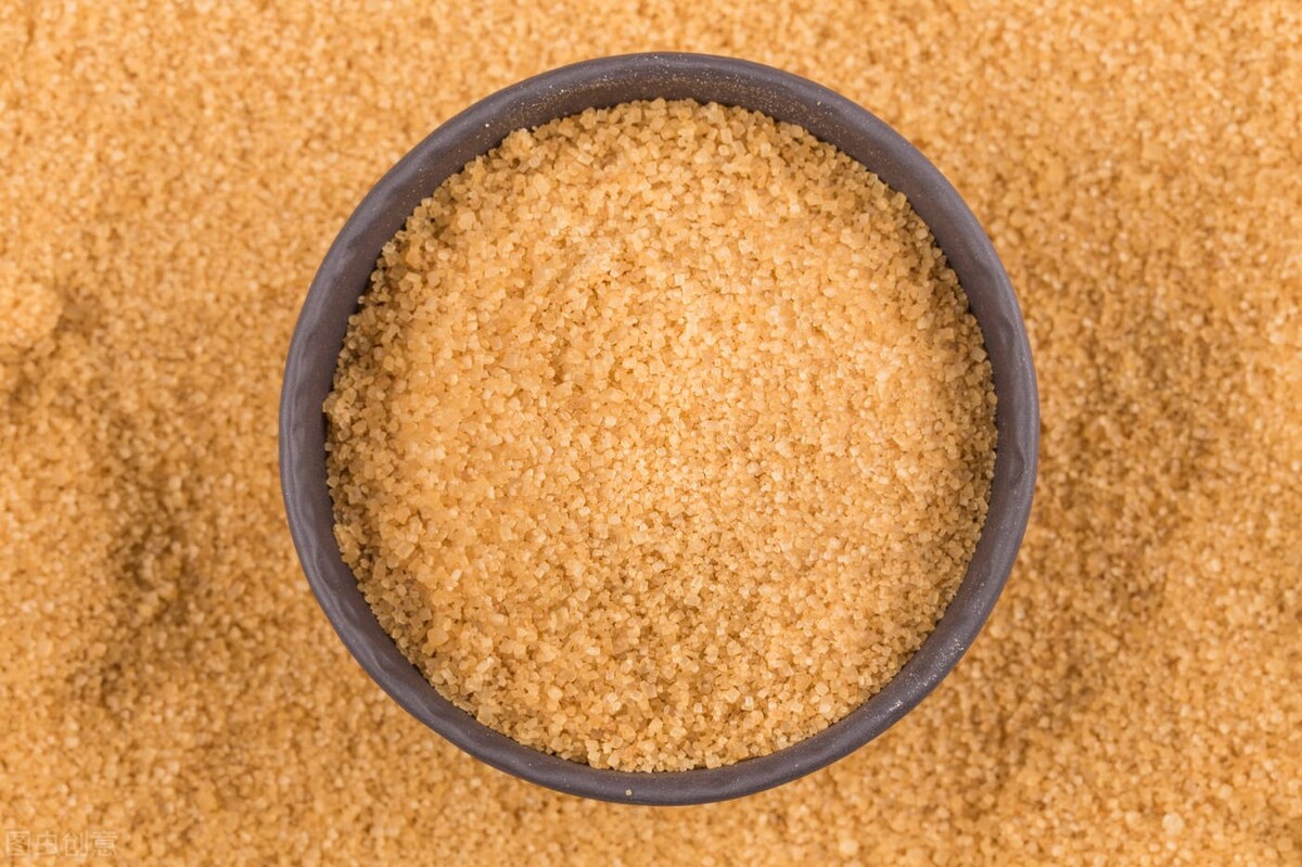 俄罗斯老人开始抢购白砂糖！其实他们更需要中国的红糖