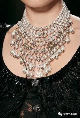 chanel经典配饰,chanel好看的配饰