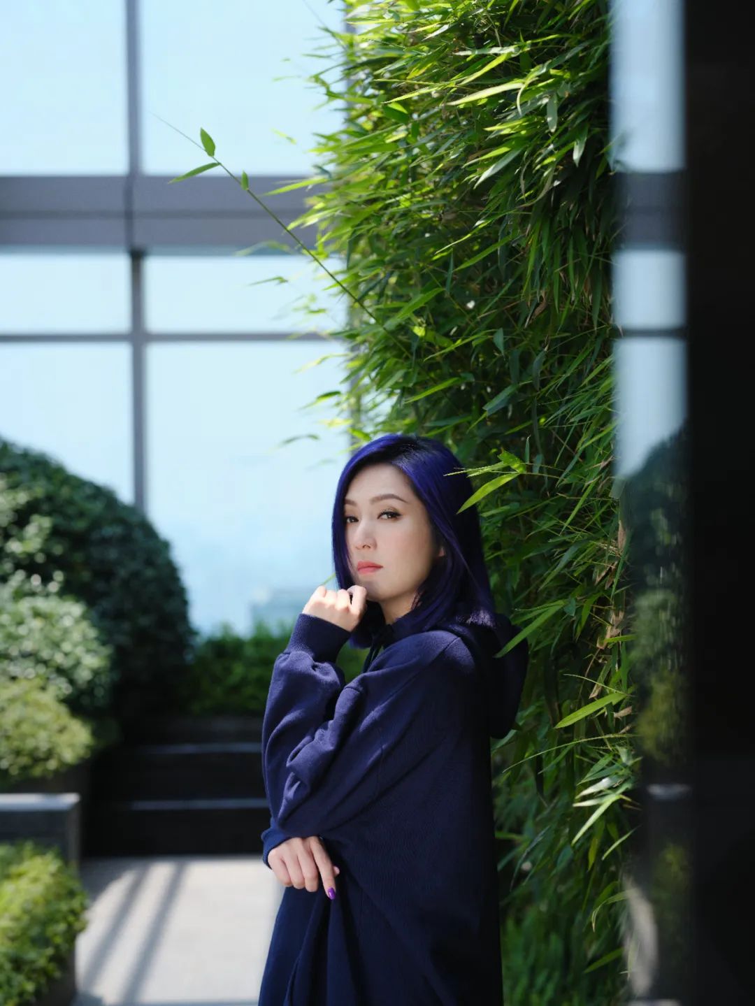 放下来活下去杨千嬅,杨千嬅坚强勇敢的时候