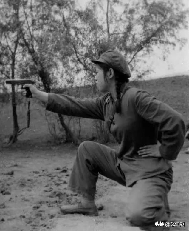 老兵刘吉英：难忘军旅！女兵连的故事