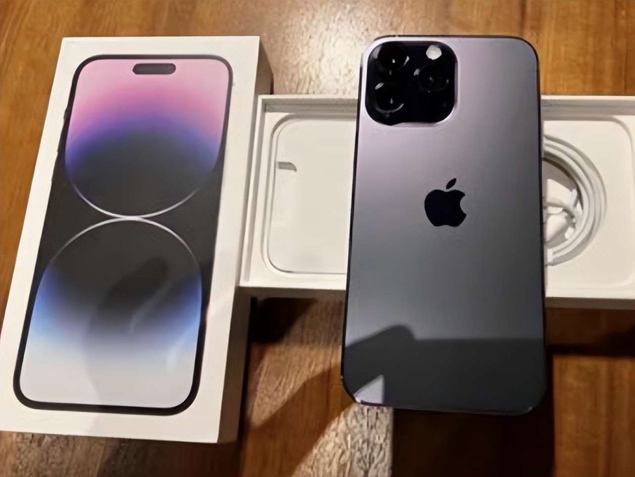 想入手个苹果手机预算不高推荐,想入手iphone选什么比较好