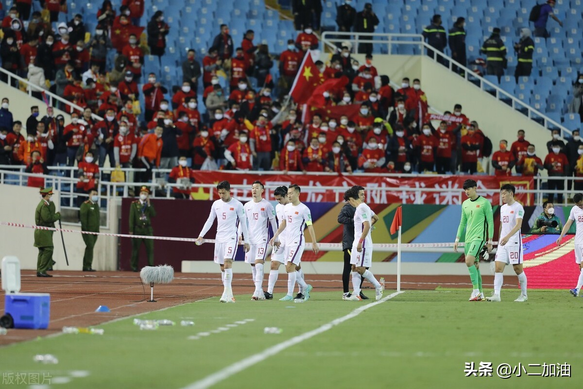 国足1-3惨败越南后回国,国足惨败越南队新闻