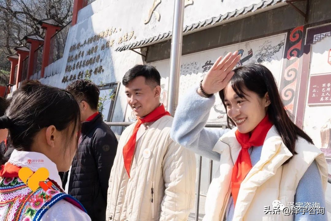 公益善行让爱心涌动全城,弘扬公益善举传递爱心力量