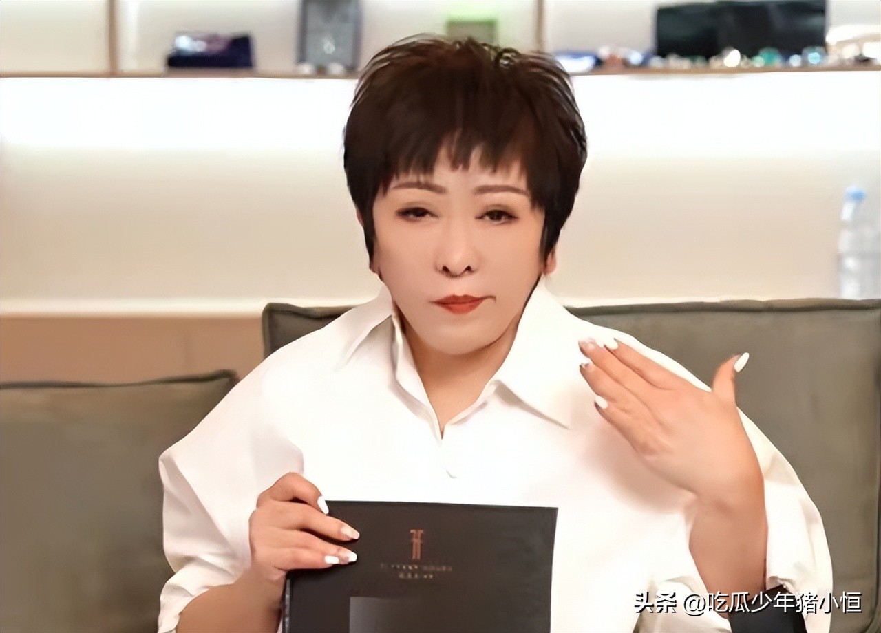 张兰吐槽宝格丽全程,张兰评价向太