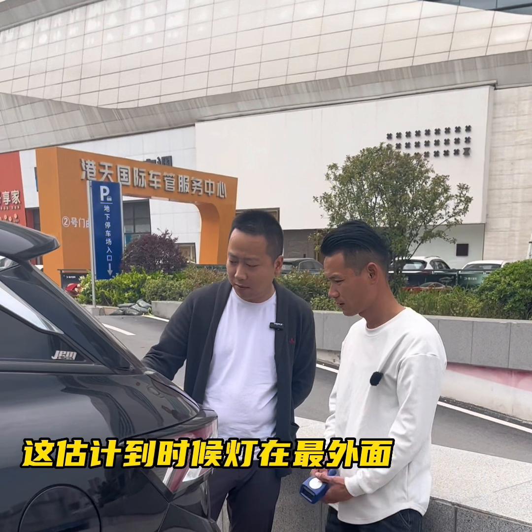 湖北武汉二手车东风风神ax7,东风风神ax7回收价格多少