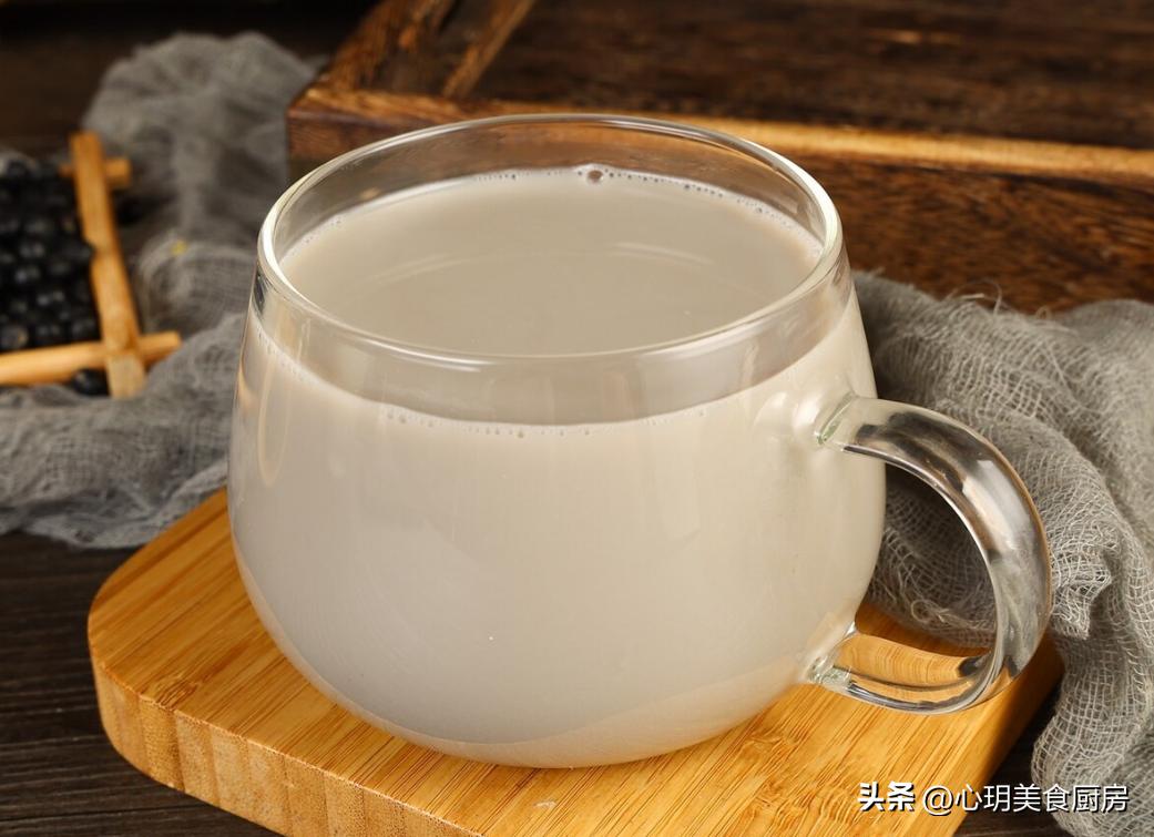 小伙回家过年给父母的5样礼物,北漂一年回家买什么礼物给爸妈