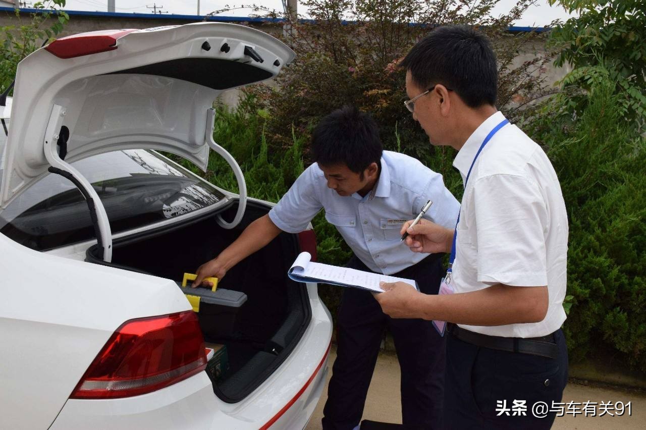 新手买保险要买哪几种险,新手买车险第一年多少钱