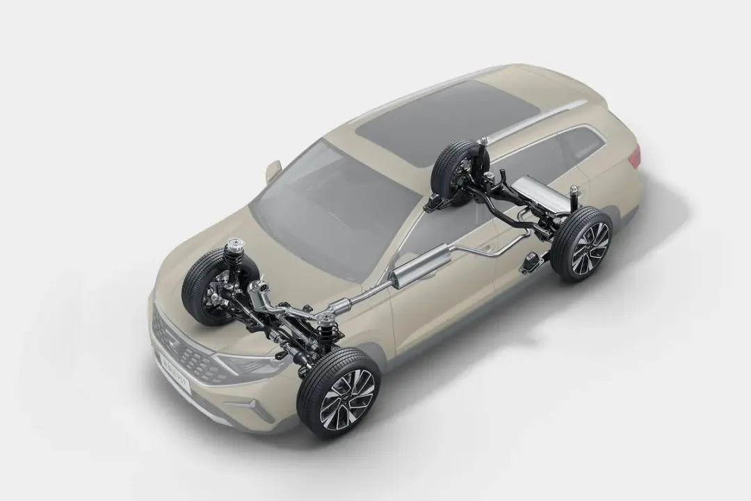 实力不输汉兰达配国六227马力引擎,车长近5米标配9at完胜汉兰达