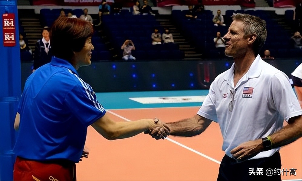 从排坛小鲜肉，到银发帅大叔-美国女排主教练基拉里