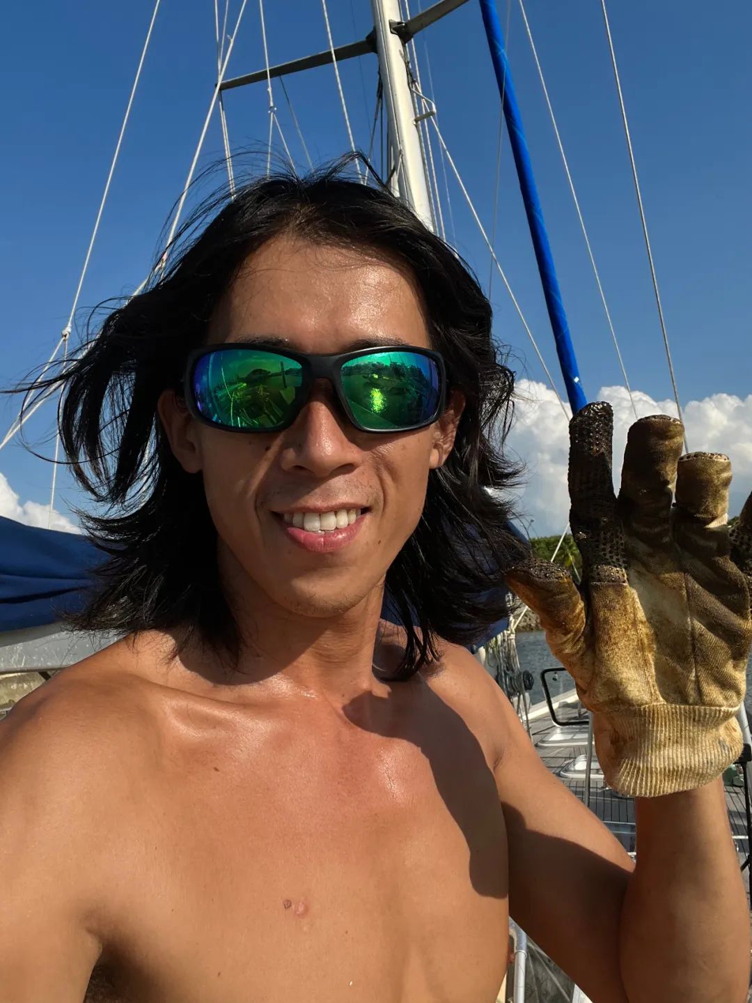 “真正远航的都是疯子！”但我无条件相信我的船长我的船