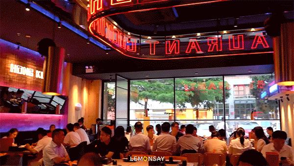 “完了，这店又要被抢破头了！”