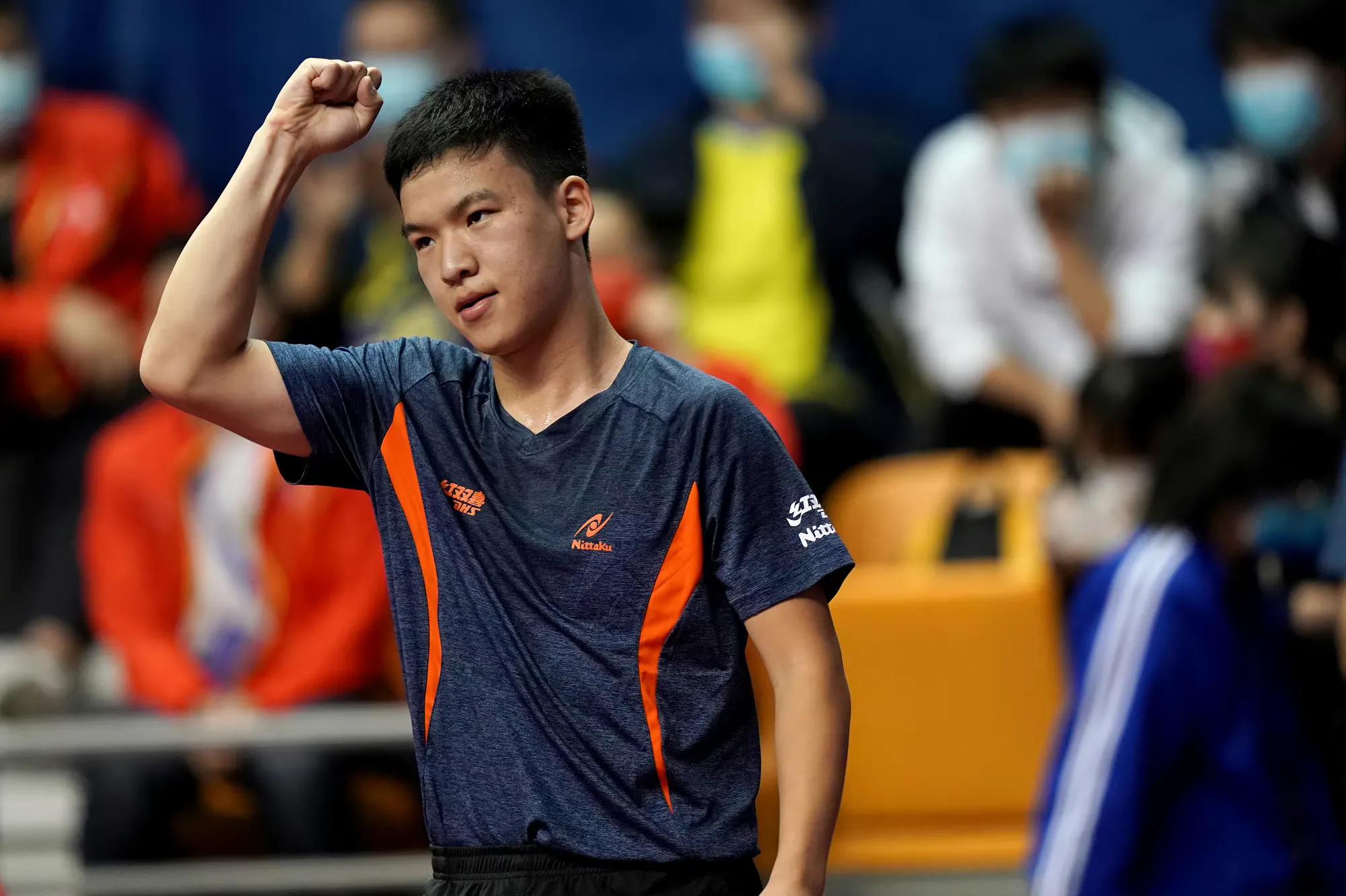 国乒5主力接连被爆冷，小将掀翻林高远周启豪，男团8强对阵出炉