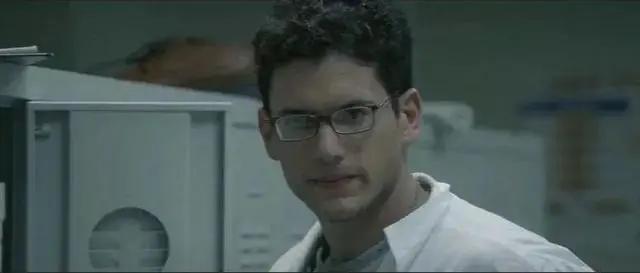 黑夜传说女主凯特贝金赛尔年轻时,凯特贝金赛尔吸血鬼猎人黑夜传说