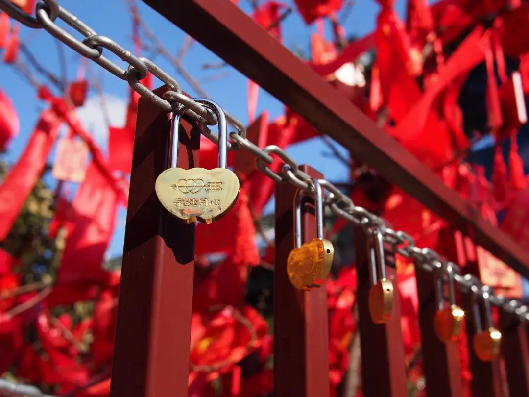 同心锁锁住了自己,同心锁长相守