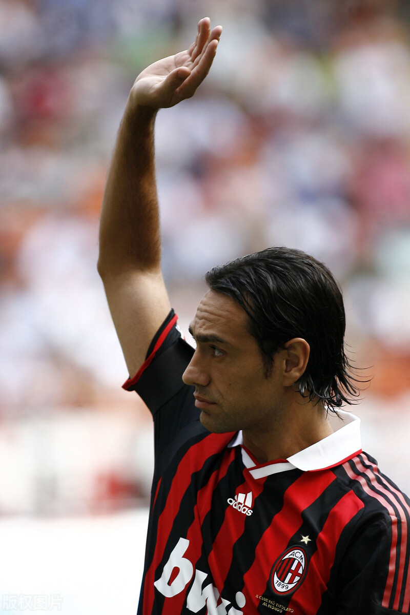 足坛十大中后卫传奇,历史足坛最佳中后卫