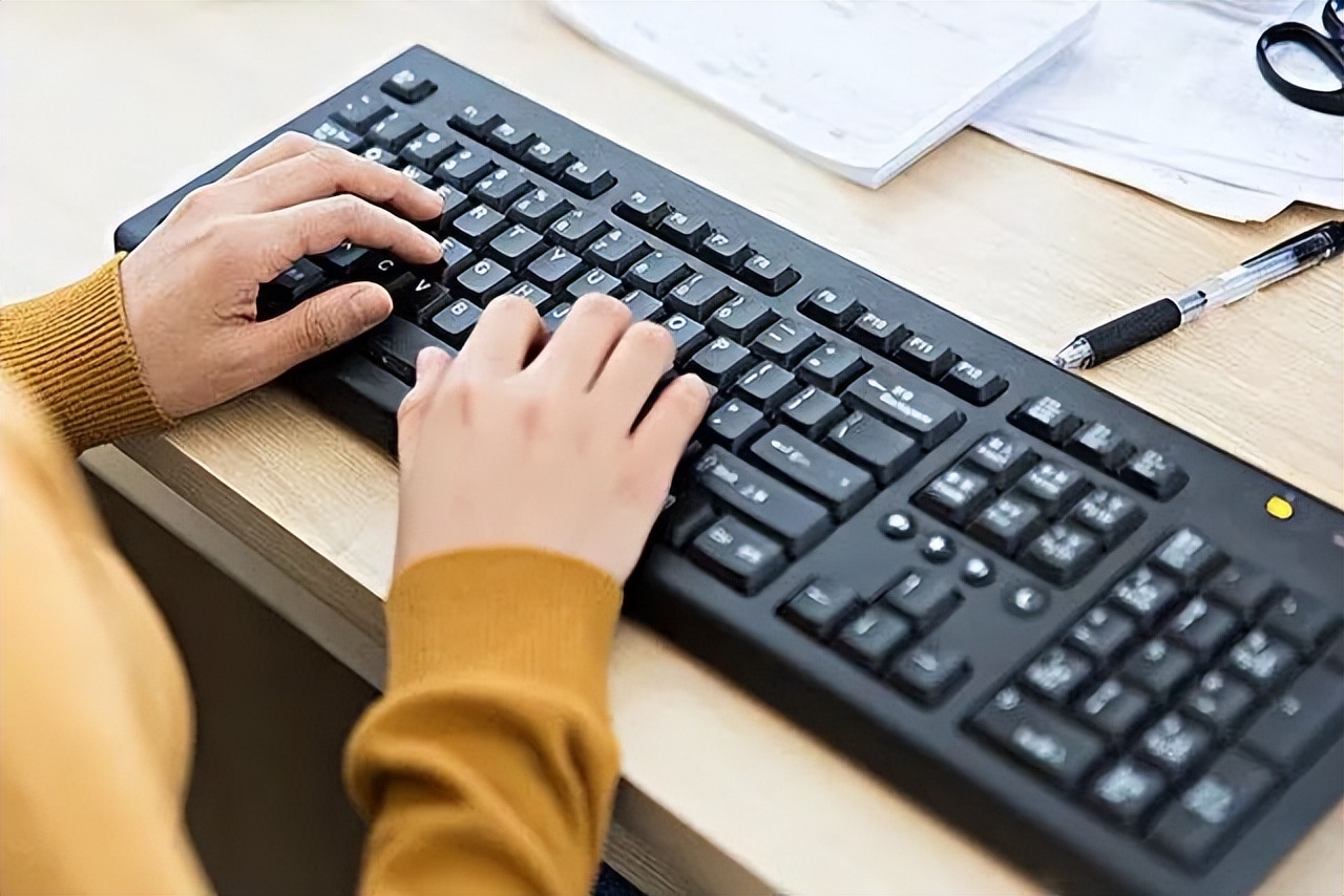 十大不建议买的办公键盘,100左右的办公键盘推荐