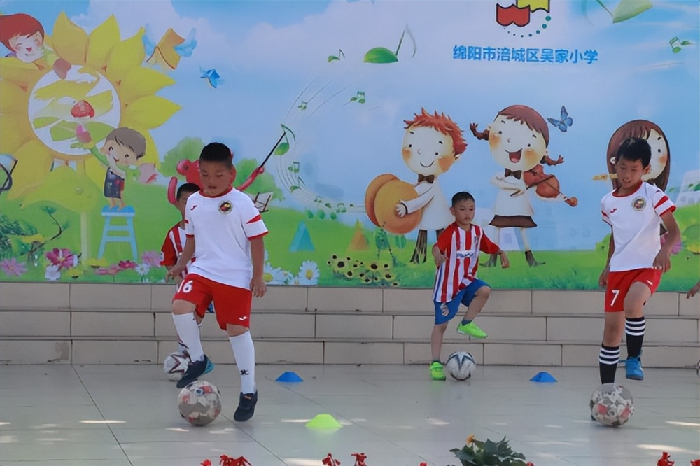 吴家园小学红领巾爱祖国活动,童心向党颂祖国主题系列活动