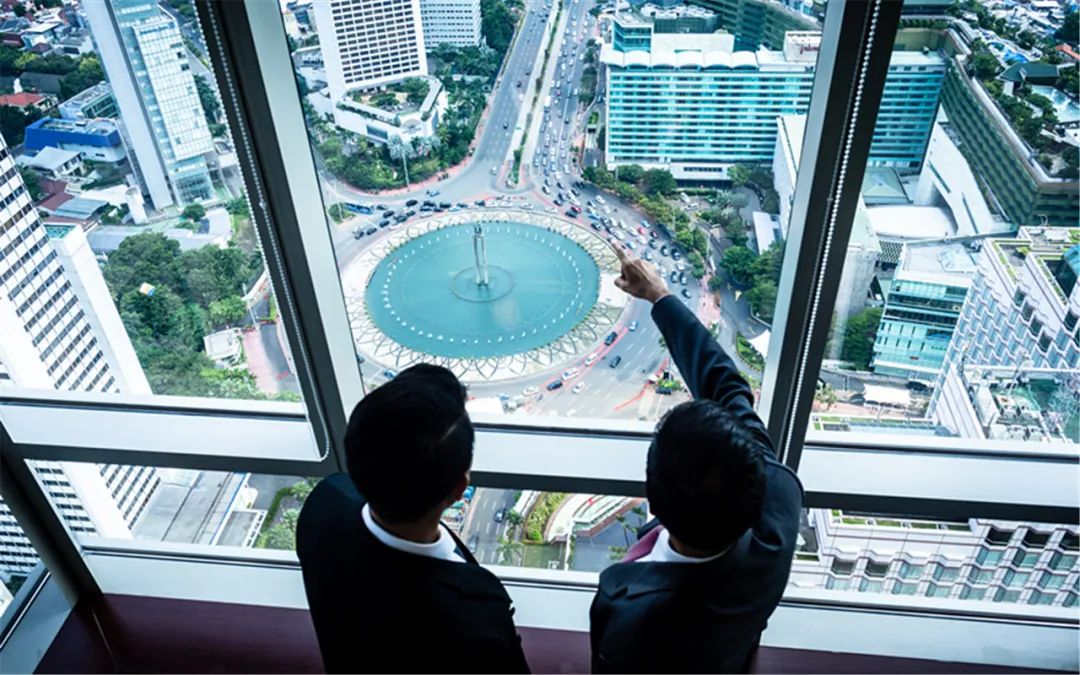 云南7所高校：部分教职工违规在校外经商办企业或兼职