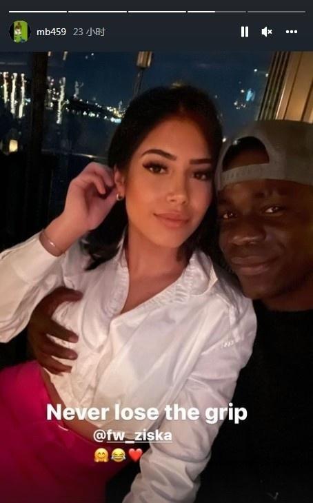 巴神和女友的照片,巴神恋爱的女友