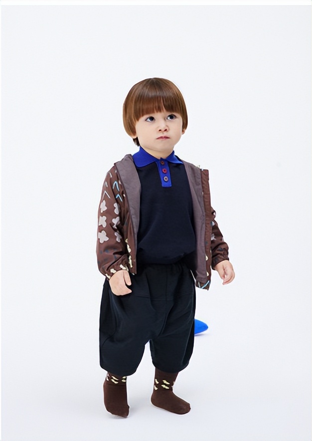 江南布衣儿童标签,江南布衣儿童衣服的元素