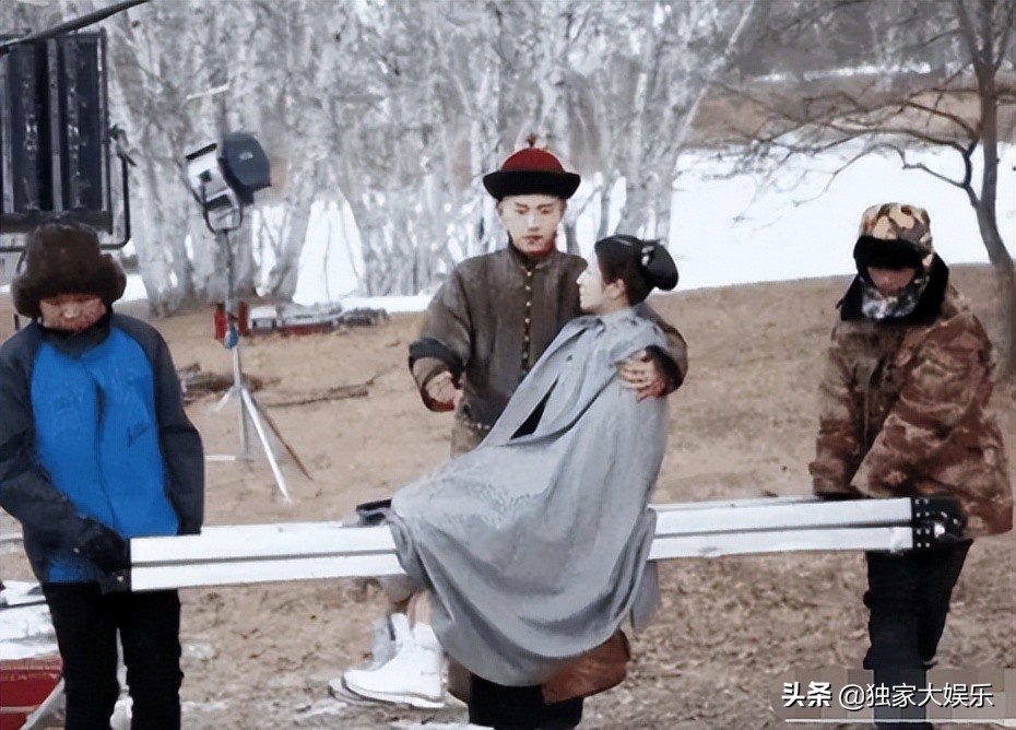 为什么只拍上半身,为什么只拍上半身镜头往下移