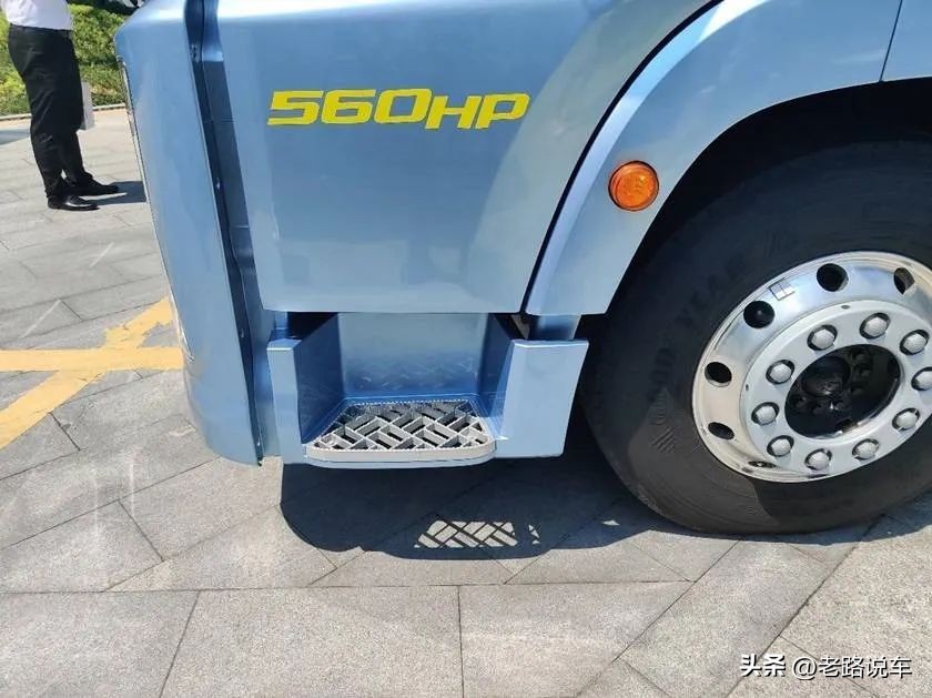 5万鹰途生活舱,解放鹰途生活舱试驾视频