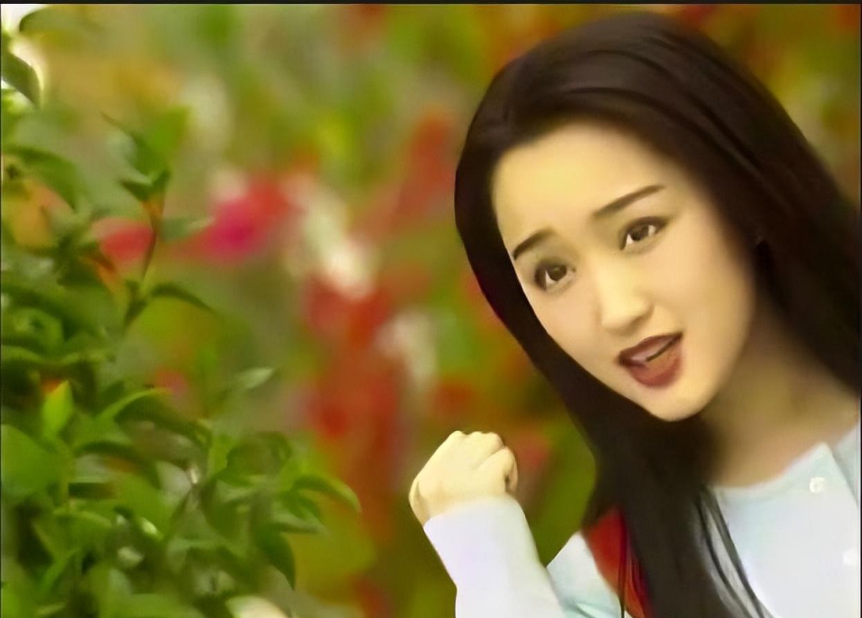 分手的26年后，赖文峰出狱乡下结婚度日，杨钰莹的选择令人心疼