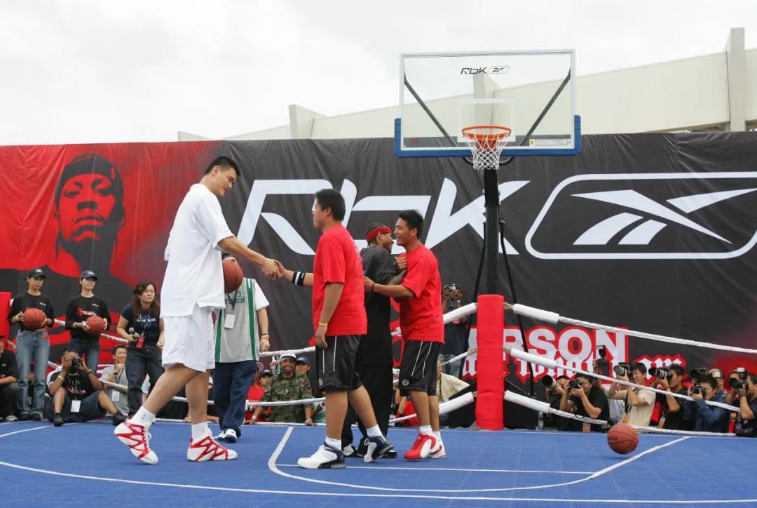 锐步和阿迪哪个档次高,锐步是不是阿迪的