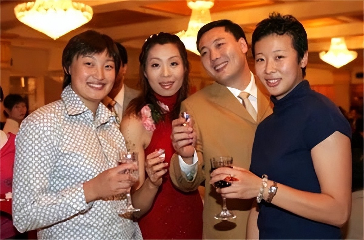 中国女排国手杨昊,中国女排杨昊和刘亚男