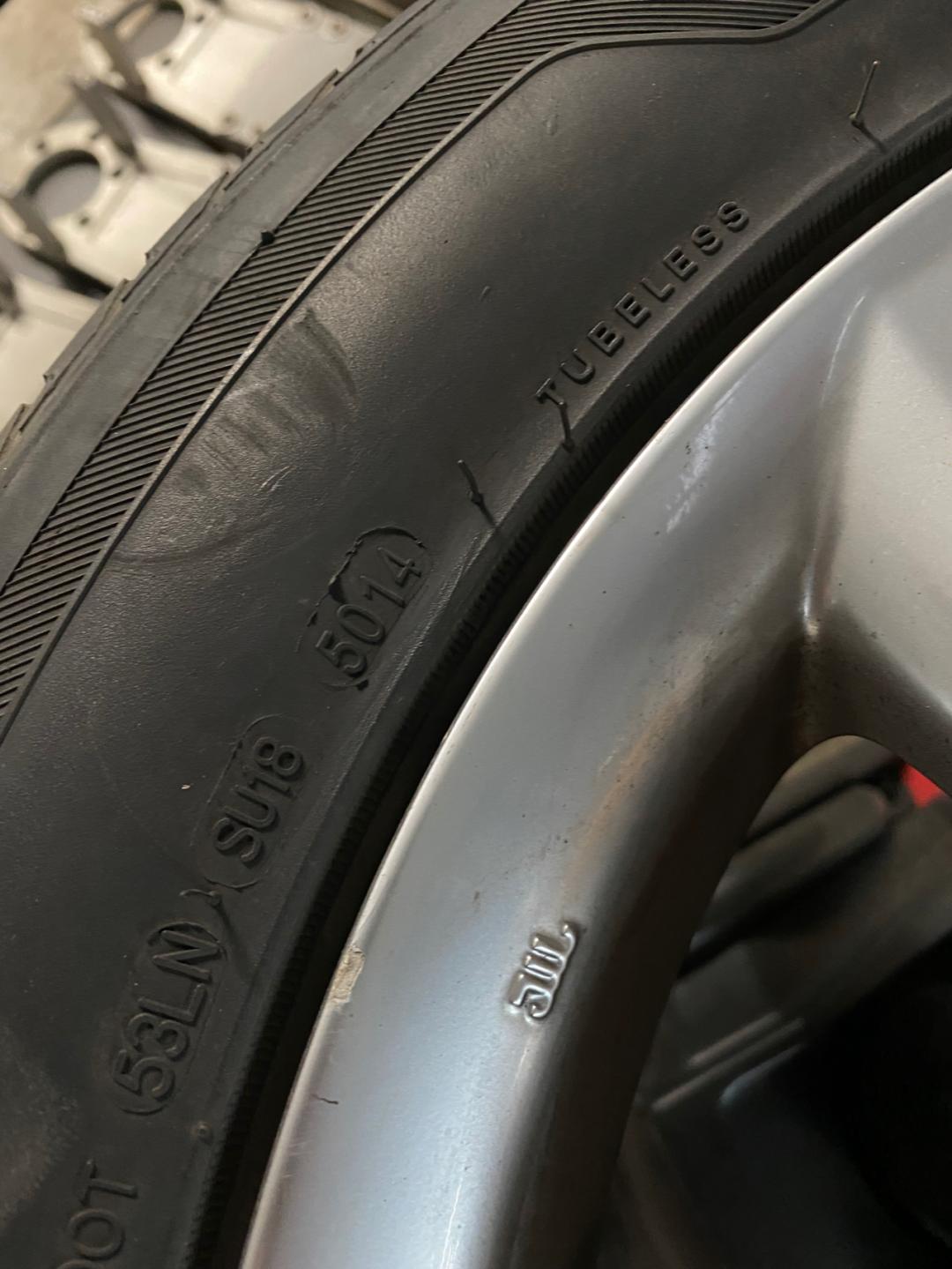 搞了辆“破烂不堪”05年凌志LS430，进厂翻新重造，复活又变新车