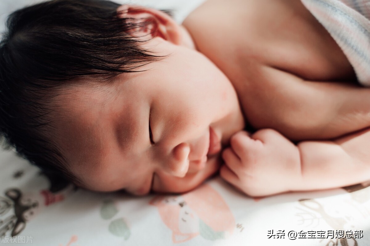 月子里宝宝长时间不睡觉怎么哄睡,月子宝宝晚上不睡怎么办