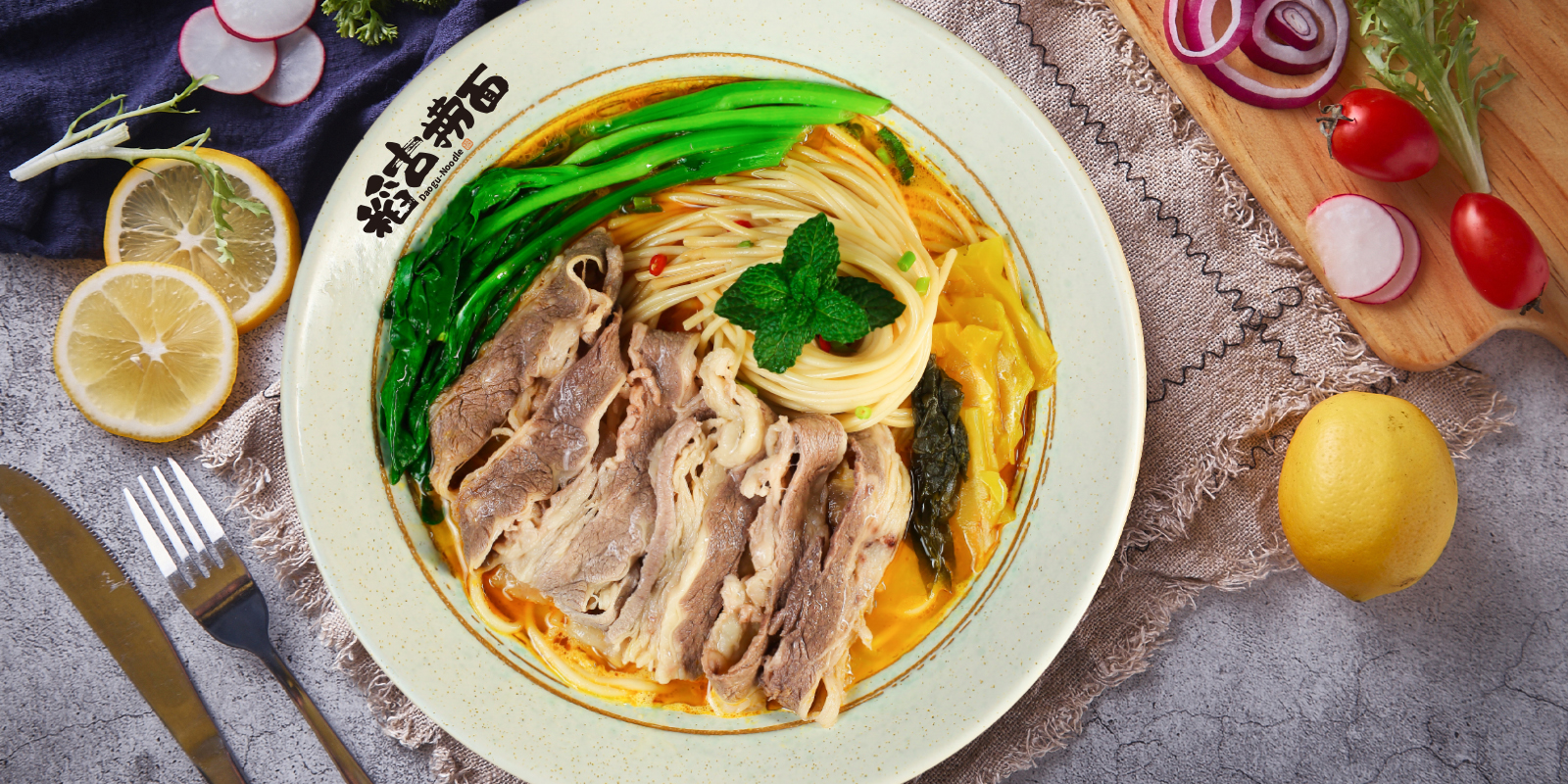 四五线城市适合加盟什么品牌酒吧,杭州面馆加盟什么品牌好一点