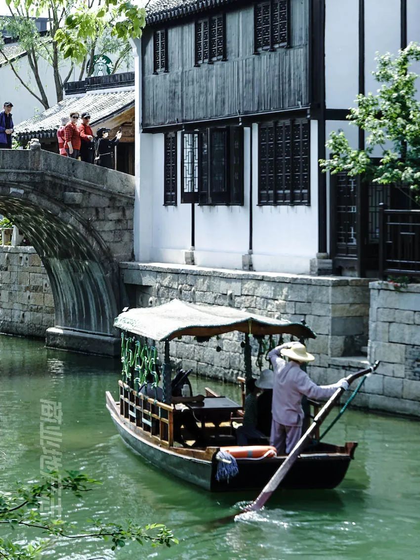 CRR百图斩|公园里的新天地:上海蟠龙天地