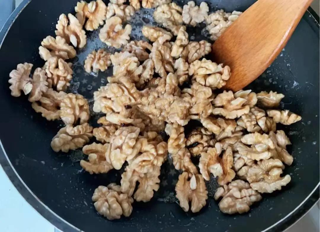 40岁女性吃哪些零食比较好,滋阴的零食有哪些