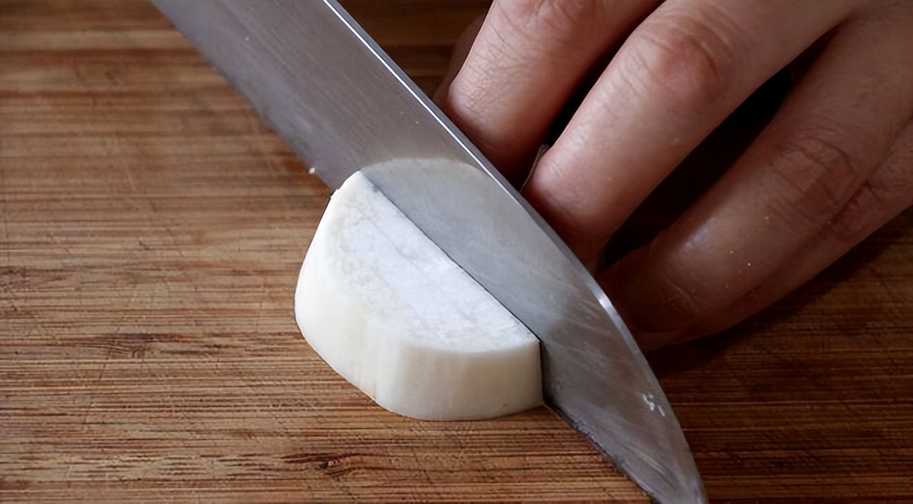 蘑菇搭配什么做汤辅食,蘑菇配什么菜好吃呢