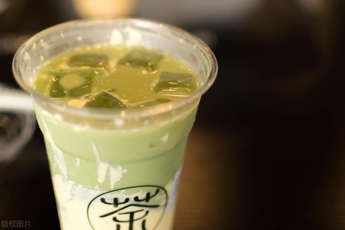 电商冲击比较明显的行业有哪些,未来电商行业的发展趋势