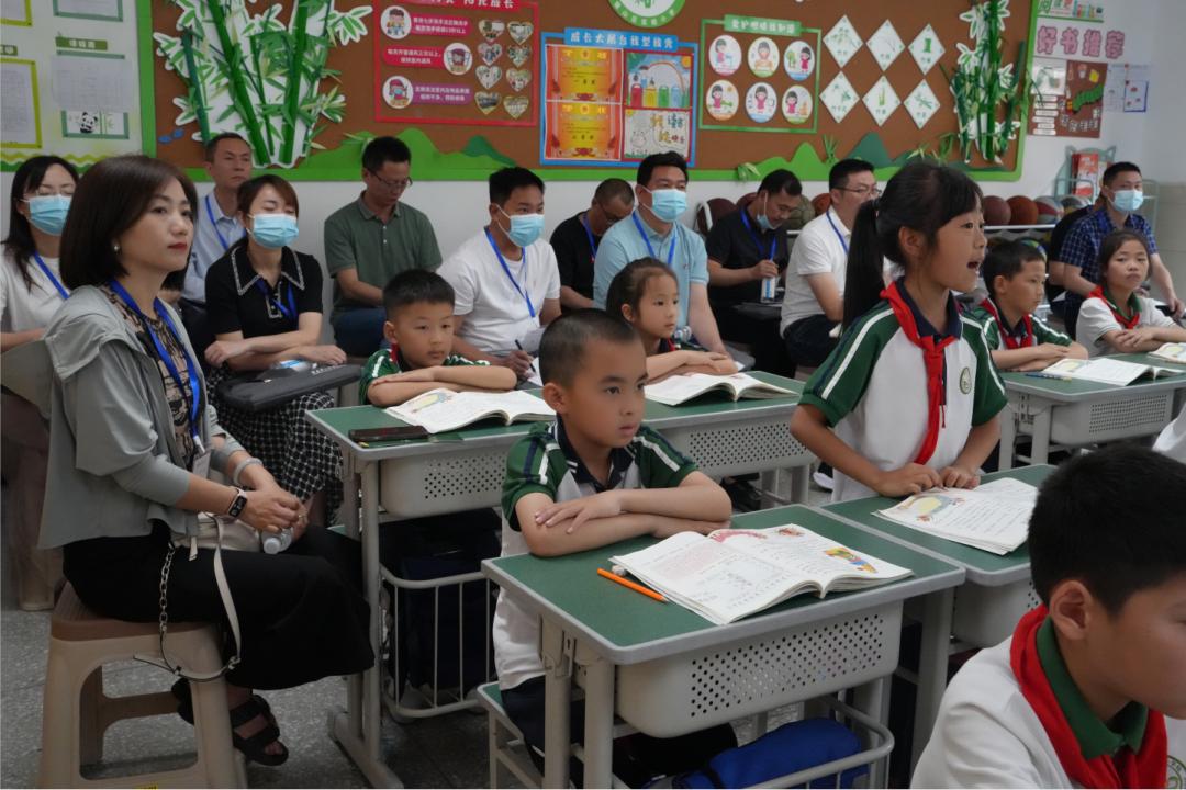 校际交流促发展携手并进谱新篇,携手教研促发展交流互动共提升