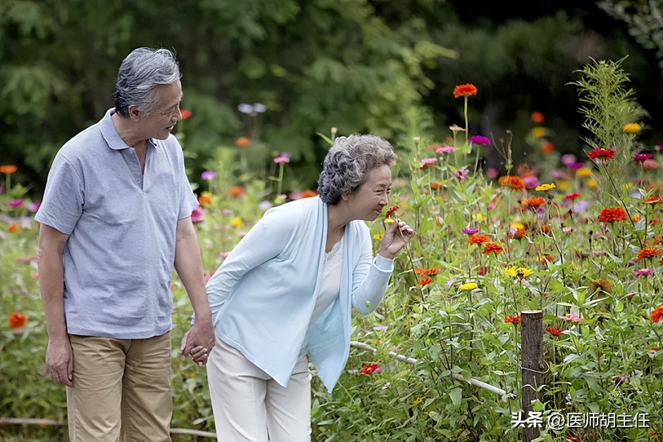 带状疱疹缠腰蛇为什么会头痛,蛇缠腰带状疱疹怎么才算治好