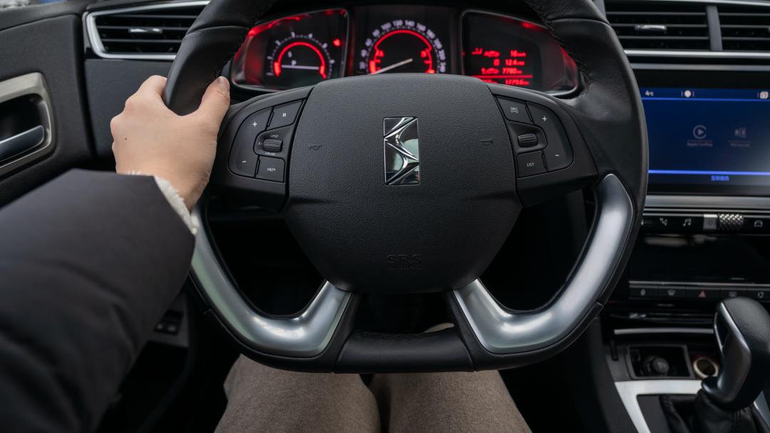 排量小动力足，处处细节美，二手性价比高的法系豪华品牌——DS4S