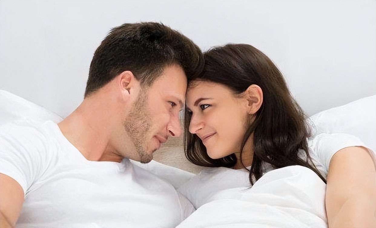 女性性欲过于强烈是什么原因？是疾病吗？医生：这几点要引起重视