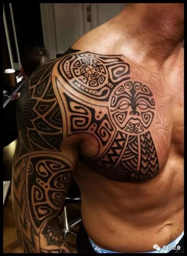 部落图腾纹身图案,部落图腾纹身竖花朵