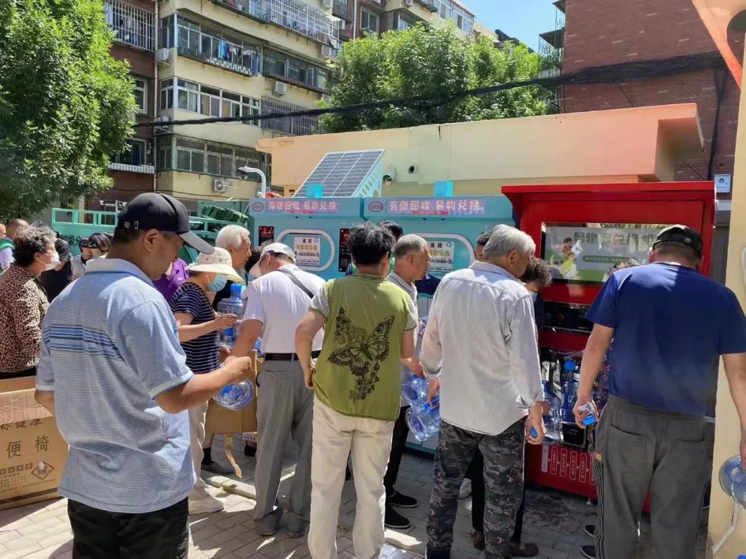 1斤废品兑换5升直饮水？这种好事，别错过啊！