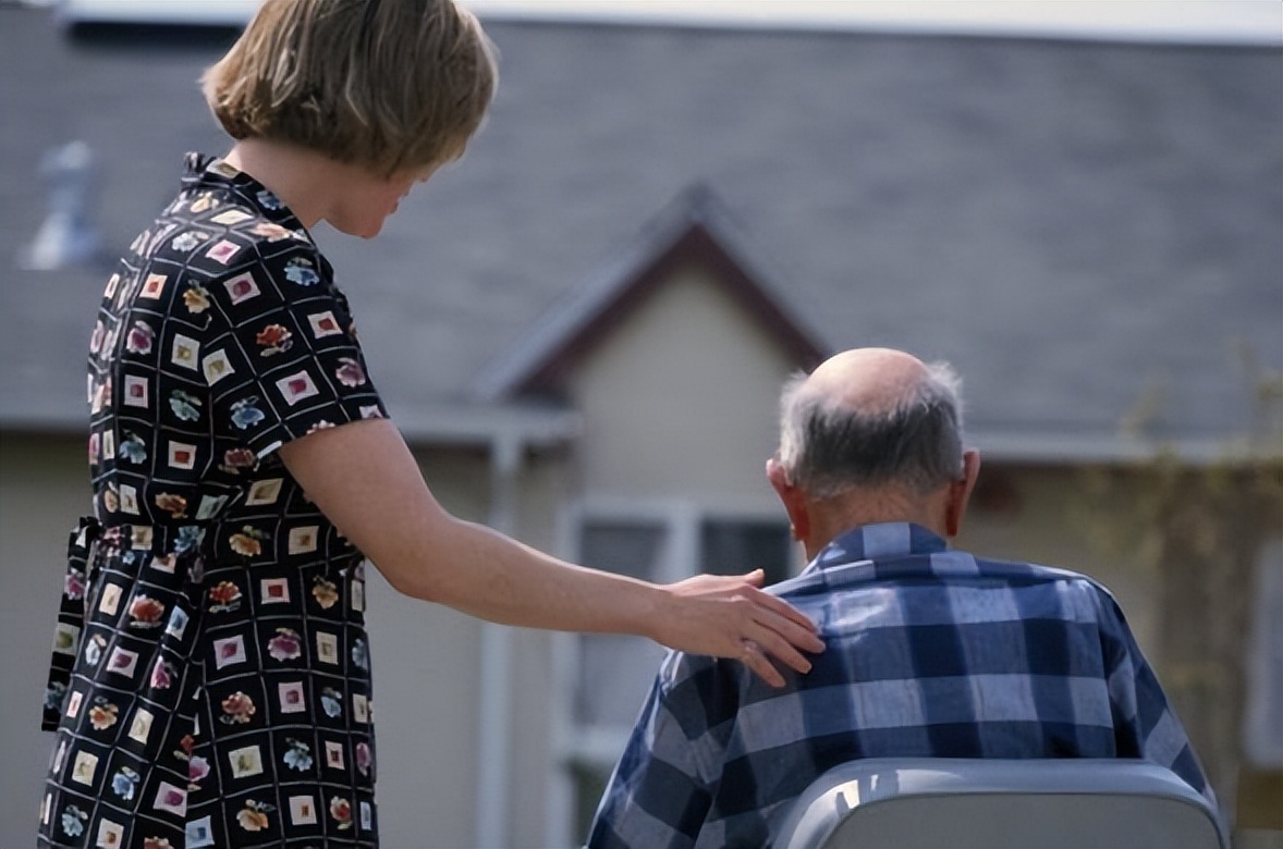 女子炒股四年亏掉400万,炒股4年赚4亿