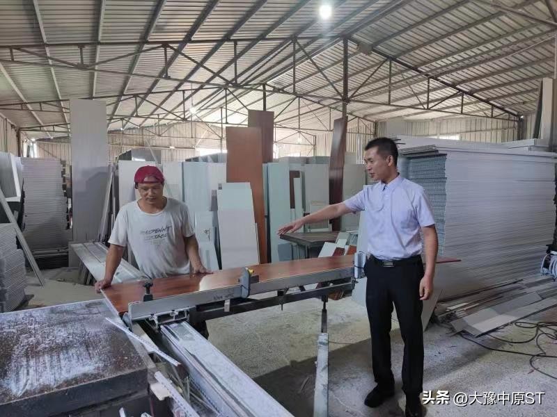 李峦松：大学生回乡创业