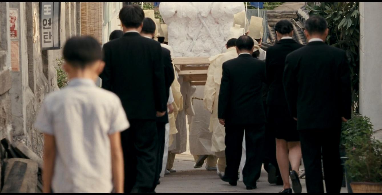 男孩为了救爷爷卖冰棒,男孩为救爷爷卖冰棒电影解说