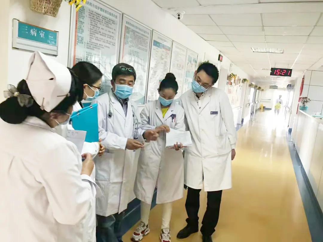 科室名片|医路热血肾利在握：西海岸新区中心医院血液内科肾内科